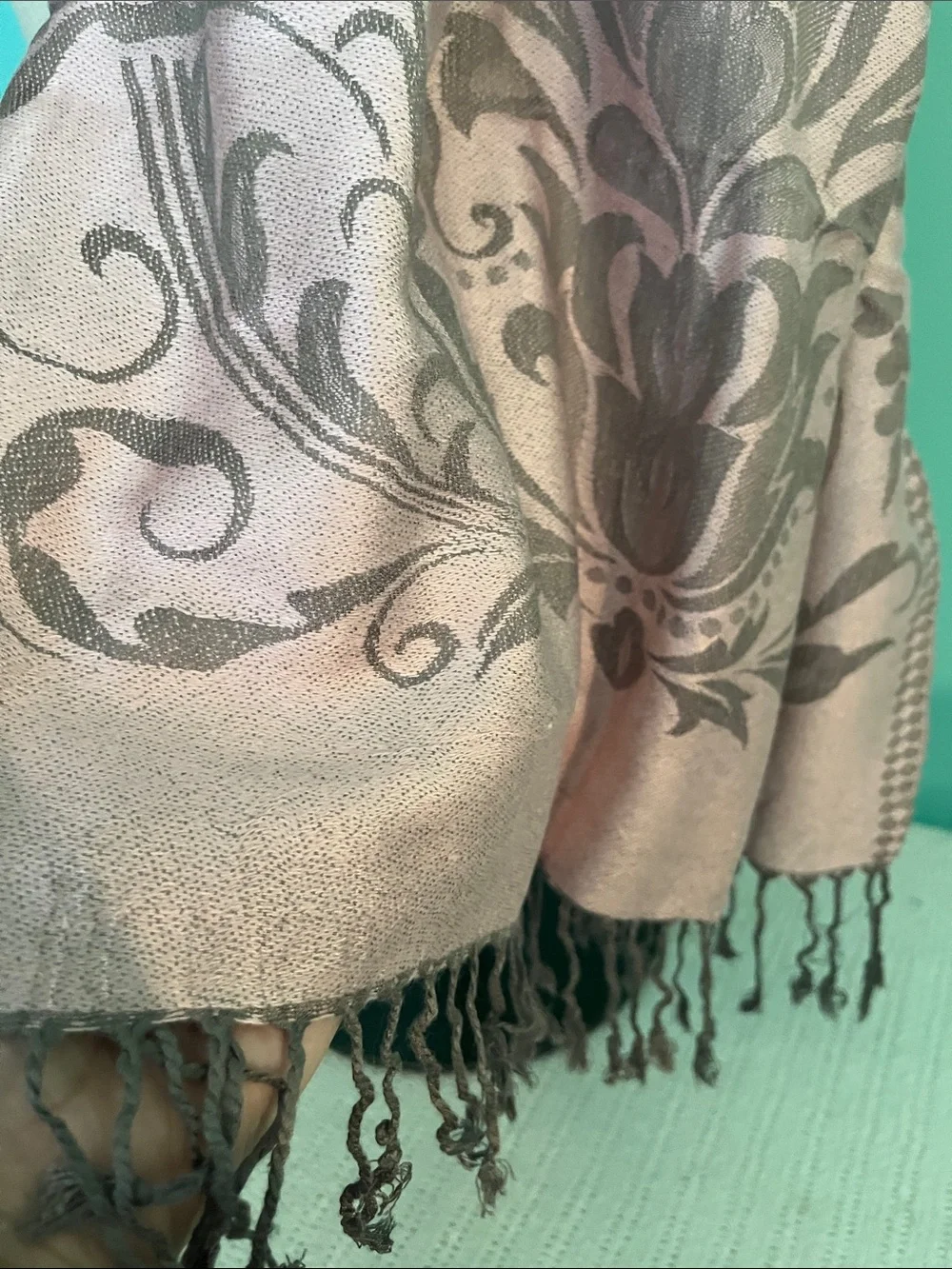 Luxurious Rose Pink Floral Jacquard Wrap Scarf